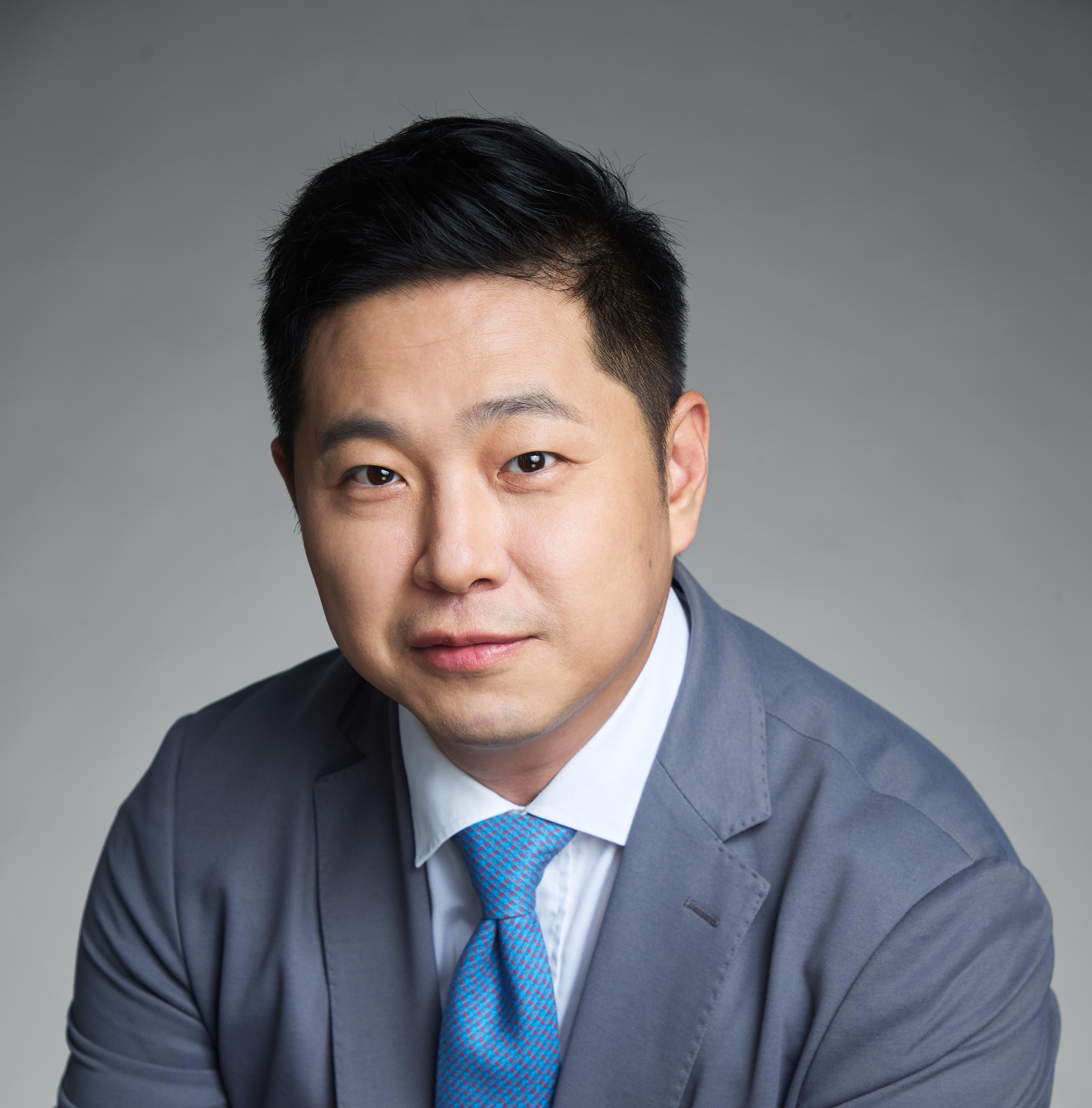 Photo of Prof. Gang Wu